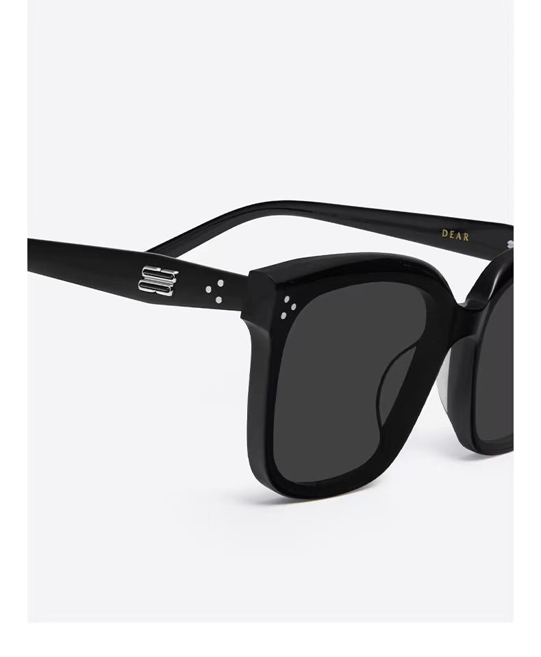 Gentle Monster Dear 01 Sunglass-Black