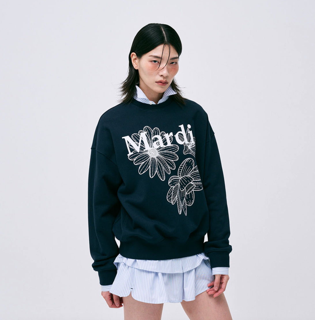 MARDI MERCREDI
SWEATSHIRT TRIPLE FLOWER_NAVY WHITE