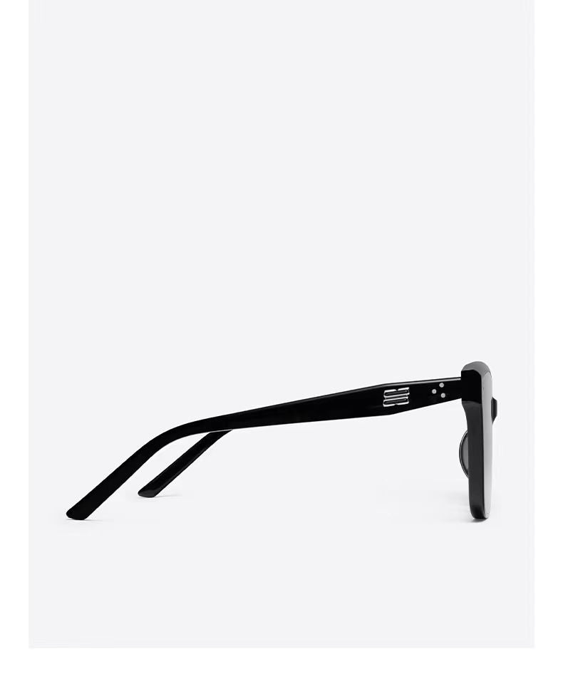 Gentle Monster Dear 01 Sunglass-Black