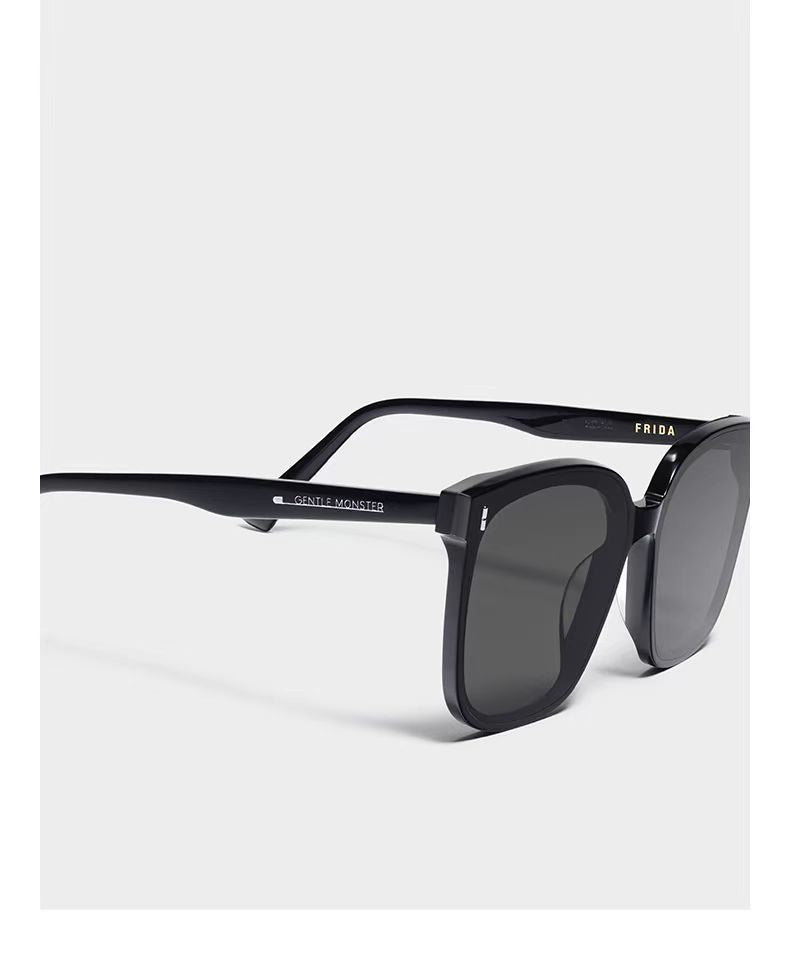 Gentle Monster Frida 01 Sunglass-Black